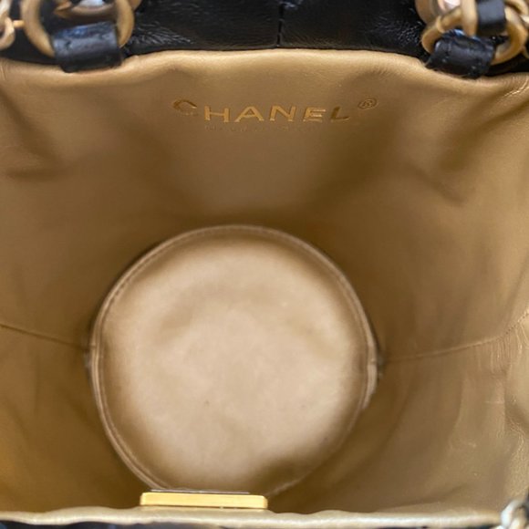 Mini Chanel 22S Bucket Bag Pearl Crush - Picture 11 of 16